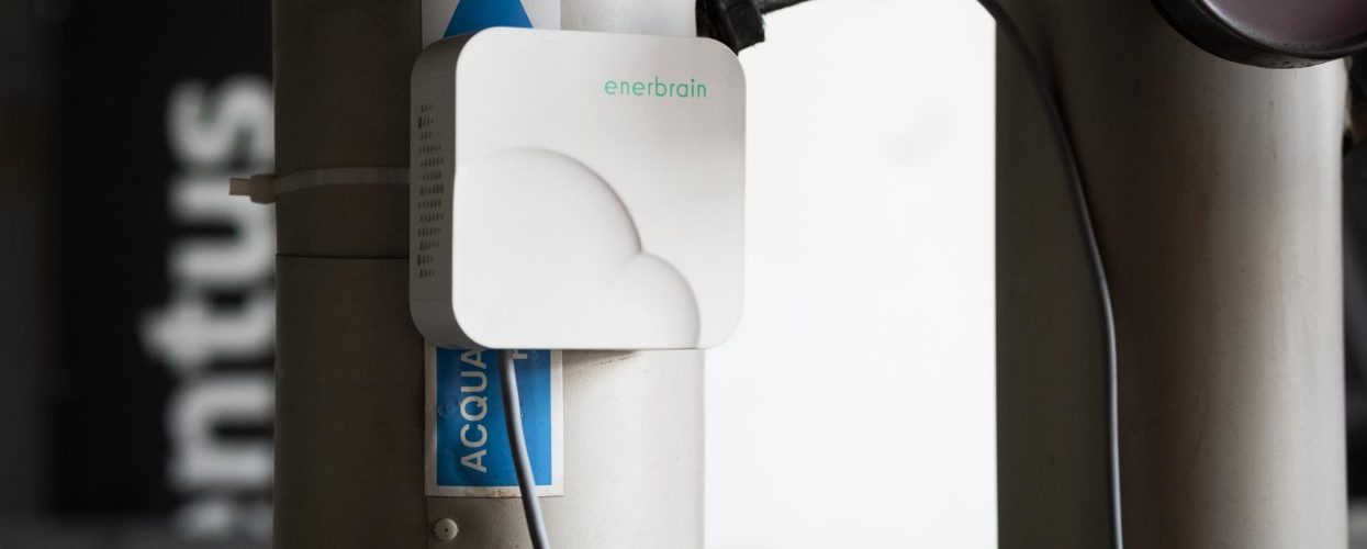 Enerbrain-eSense-prodotti-hardware-sistema-controllo-monitoraggio-HVAC-posizionamento-sonda